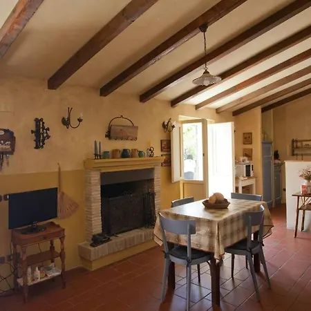 Βίλα Il Casale Tra Le Vigne E Il Mare *