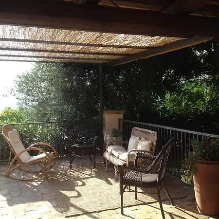 Βίλα Il Casale Tra Le Vigne E Il Mare *